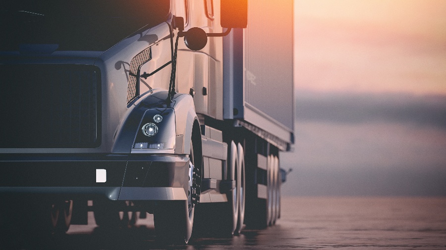 Do Trucking Companies Own or Lease Their Trucks?