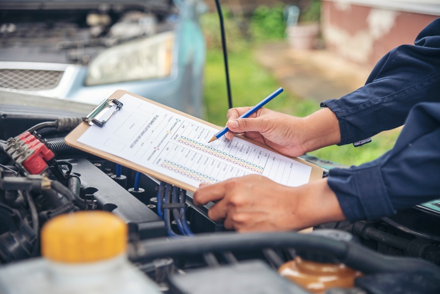 Four Ways to Maintain Your Fleet Vehicles When They are Not In Use