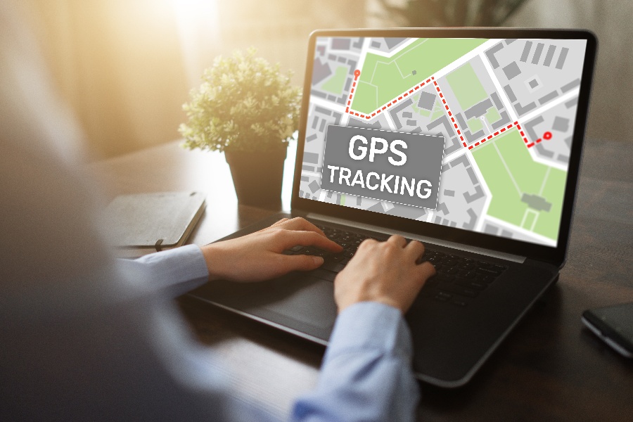 6 Insightful Benefits of Tracking for Fleet Management